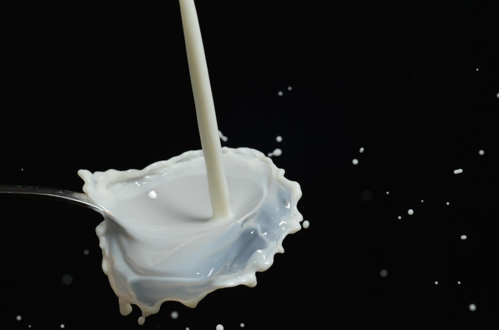 Pour